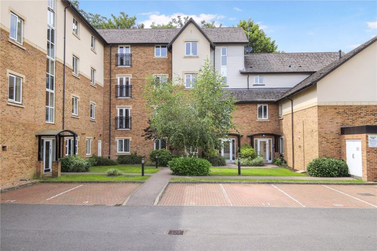 Turner Court, High Street