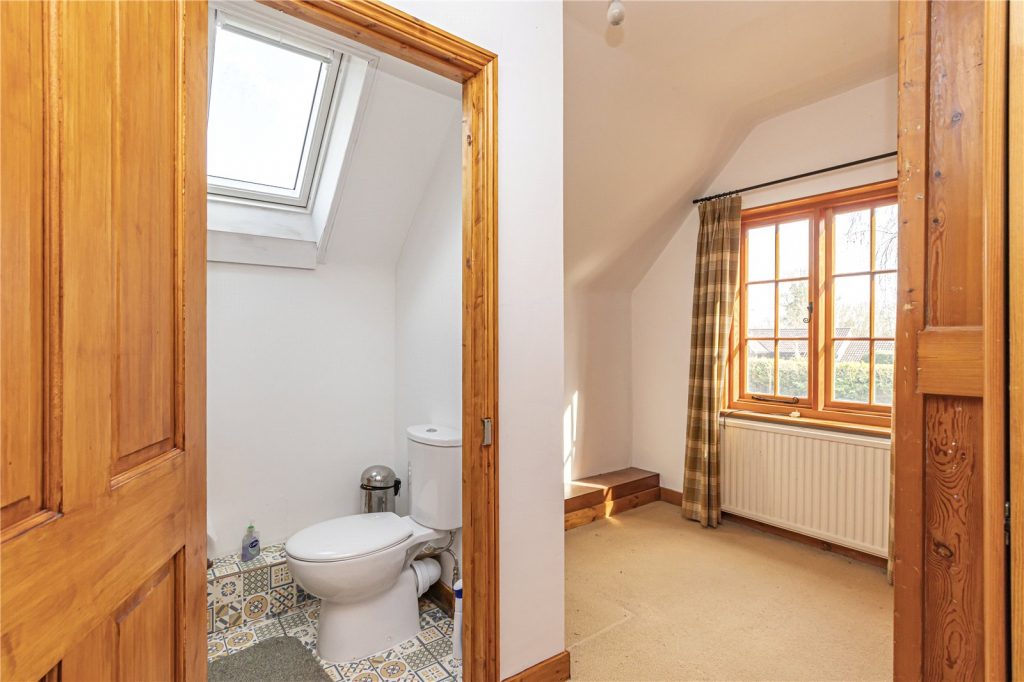 Dudswell Lane, Dudswell