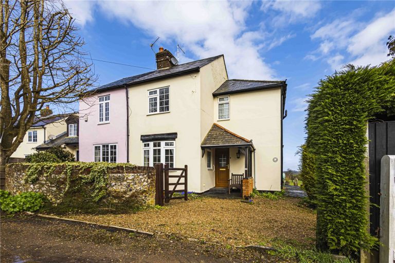 The Back, Potten End