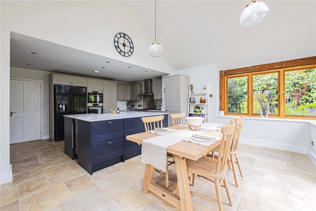 Brook End, Weston Turville