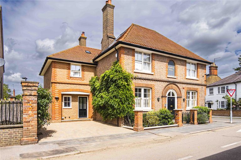 Ravens Lane, Berkhamsted