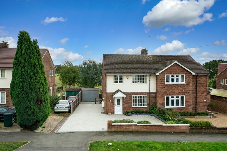 Toms Lane, Kings Langley