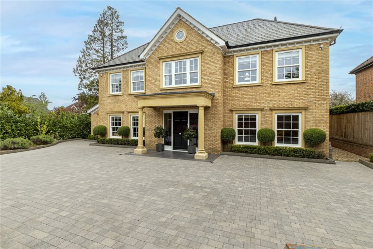 Sheethanger Lane, Felden