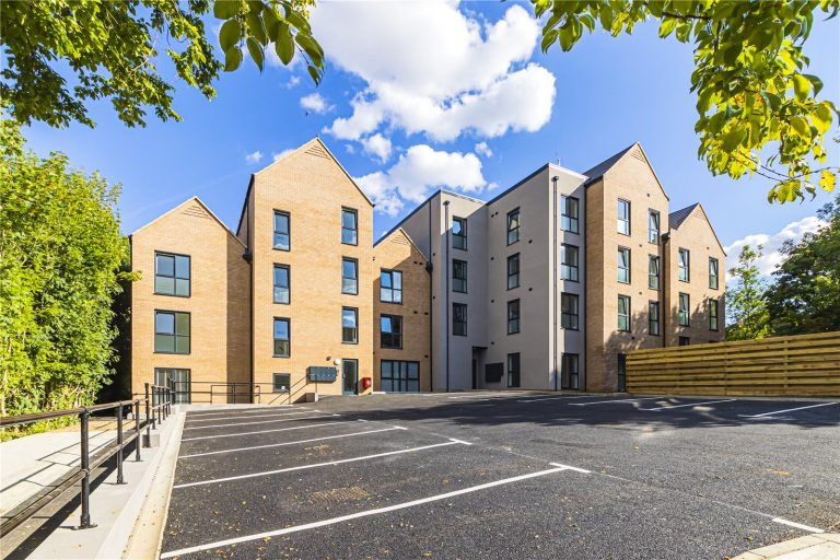 Maple House, Valley Green