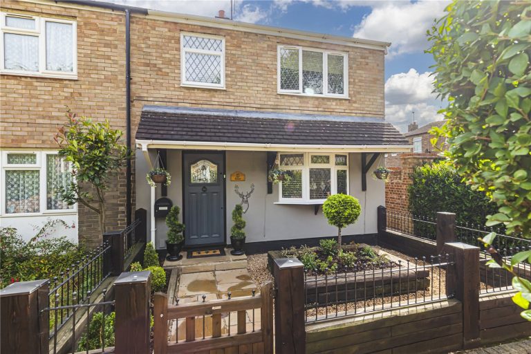 Hidalgo Court, Hemel Hempstead