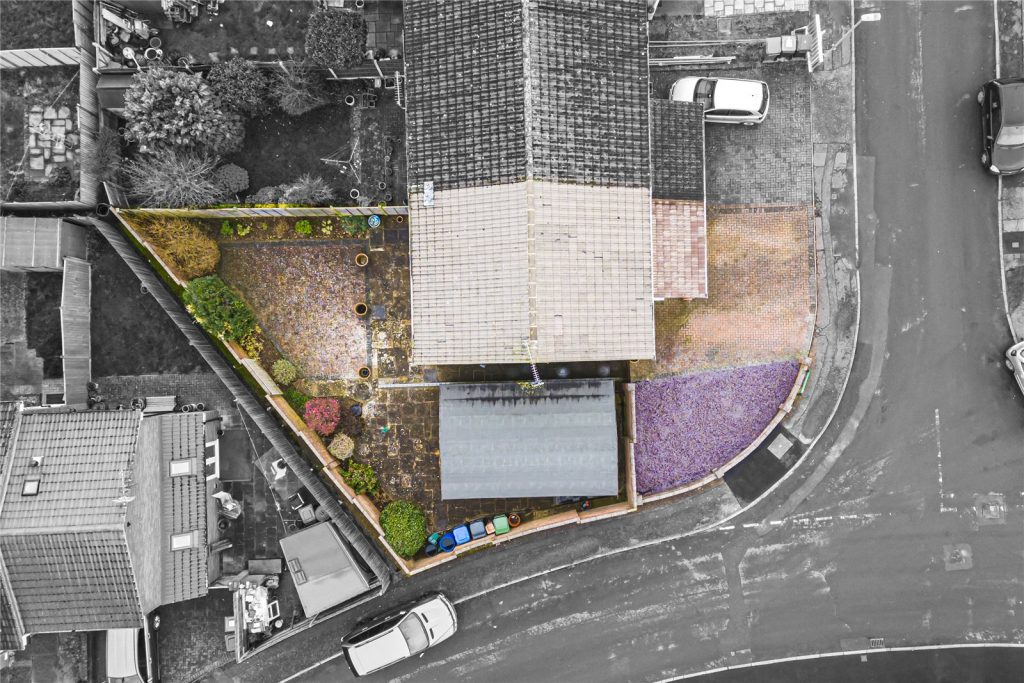 Burns Drive, Woodhall Farm