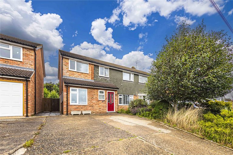 Tile Kiln Lane, Leverstock Green