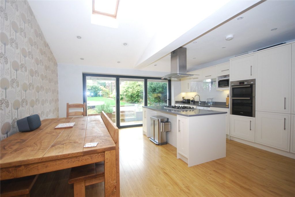 Belswains Lane, Apsley