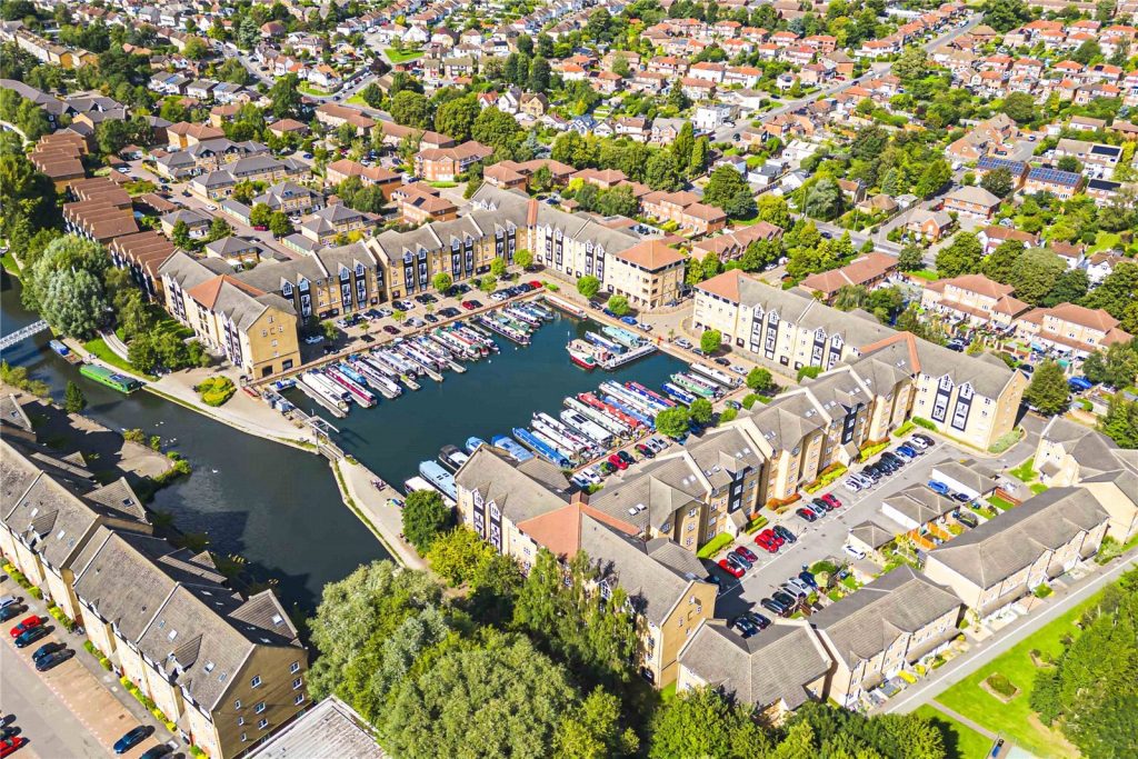 Dickinson Quay, Apsley Marina