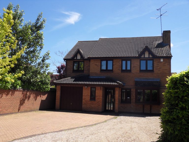 Wren Walk, Edlesborough