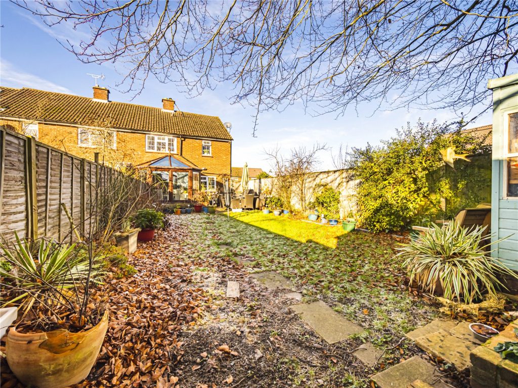 Knights Close, Eaton Bray