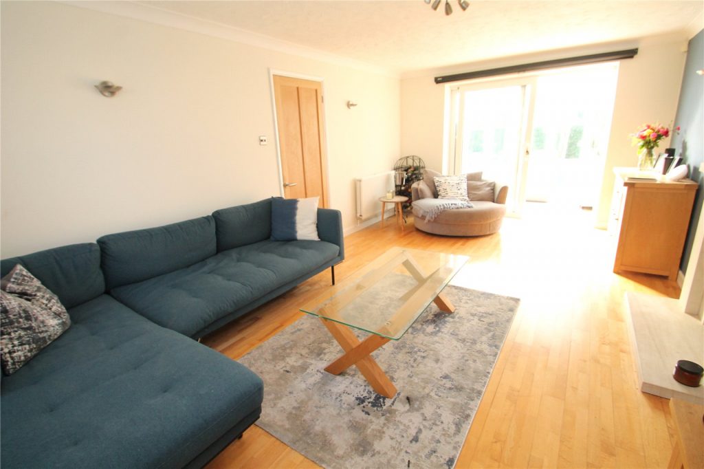 Eatongate Close, Edlesborough