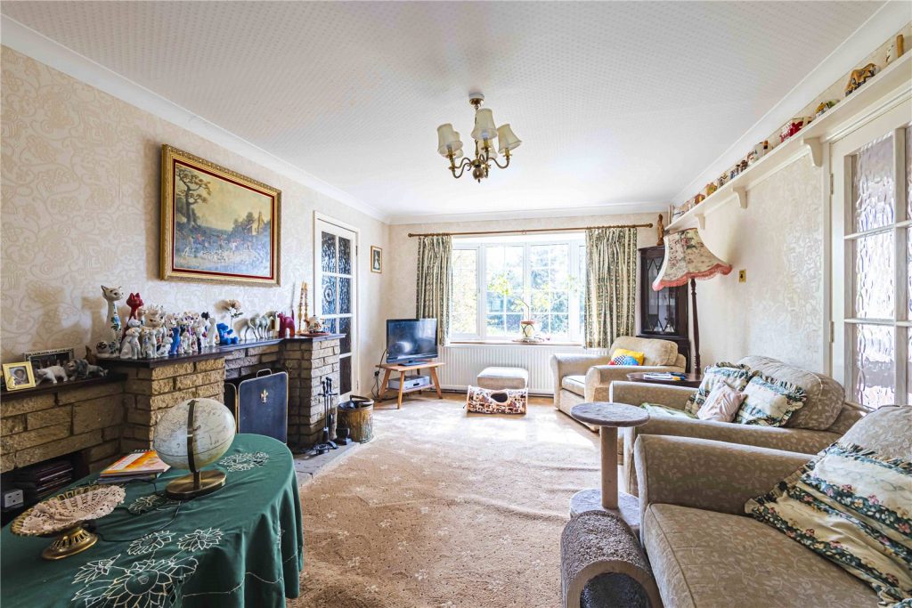 Huntsmans Close, Dagnall