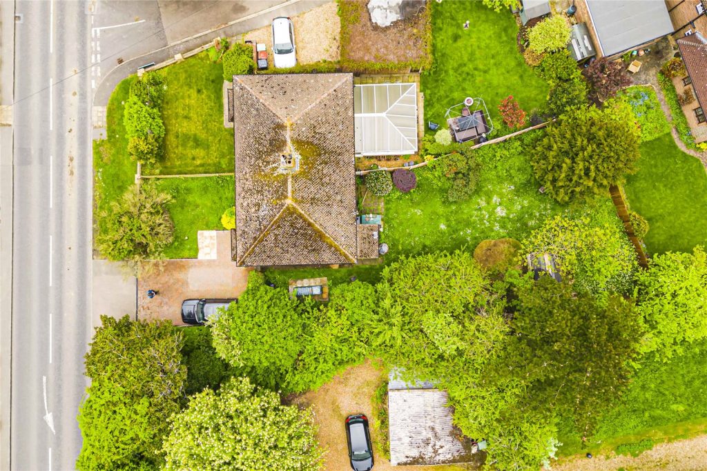 Leighton Road, Great Billington