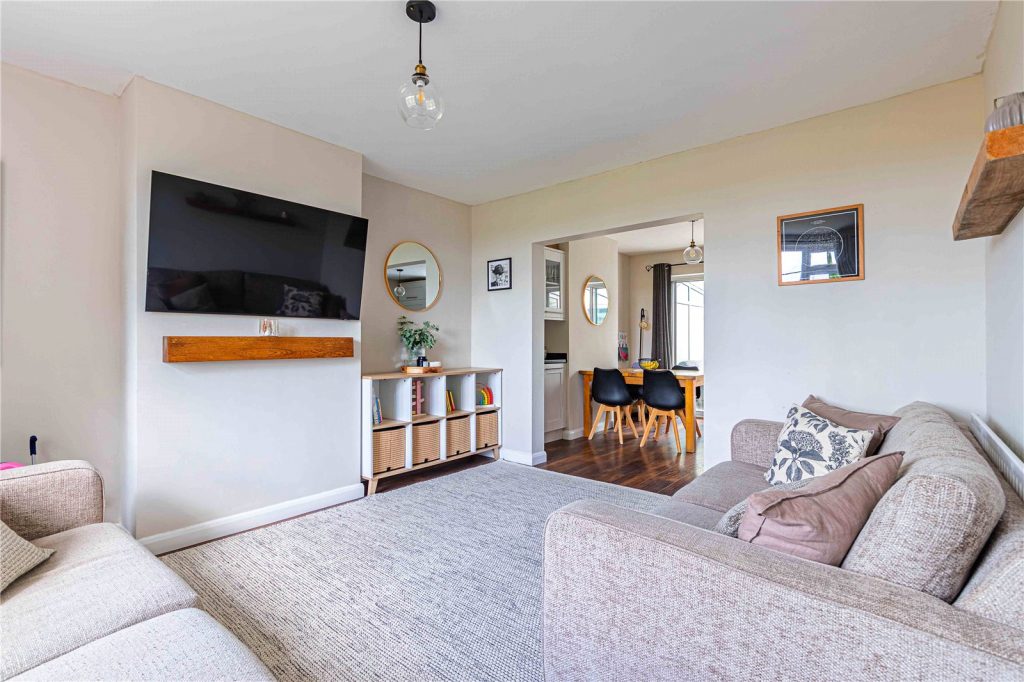 Eaton Bray Road, Northall