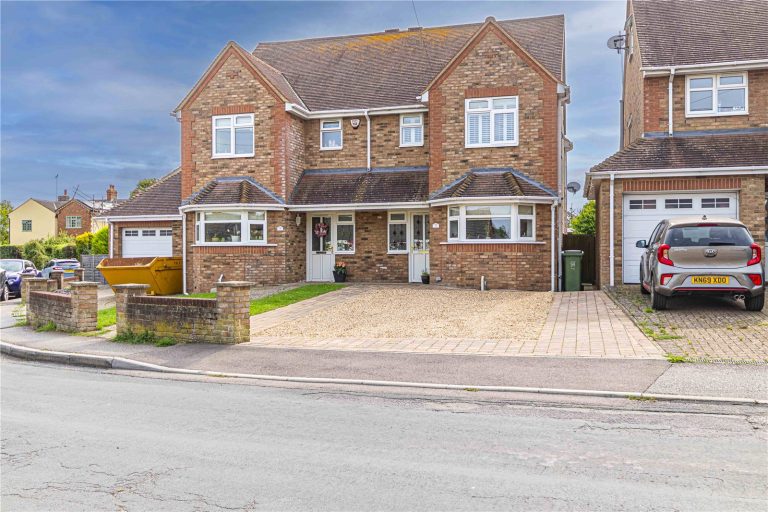 New Street, Cheddington