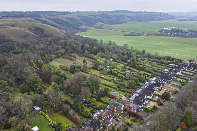 Tring Road, Dunstable