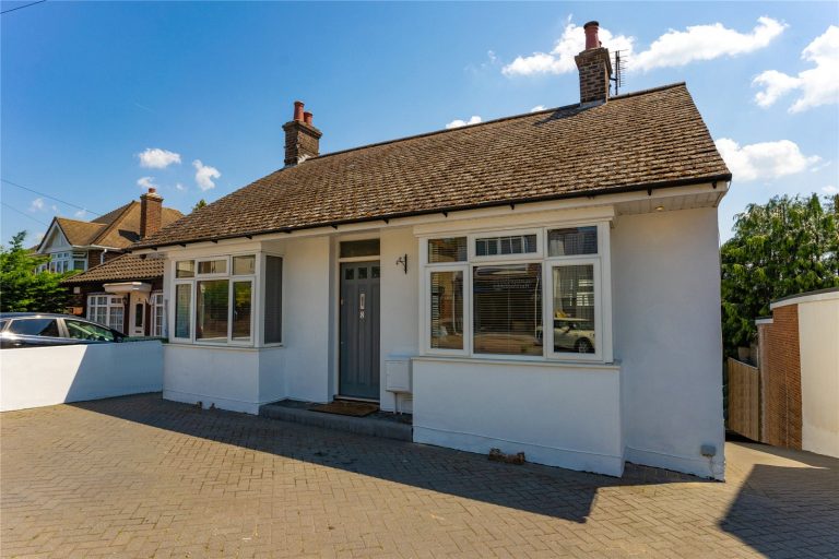 St. Albans Hill, Corner Hall