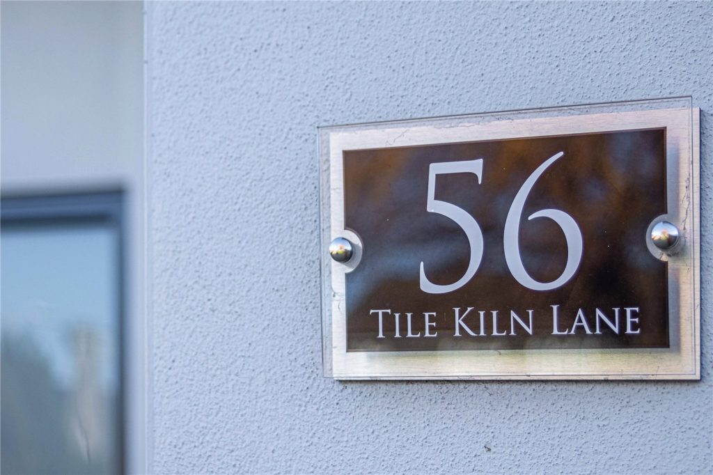 Tile Kiln Lane, Leverstock Green