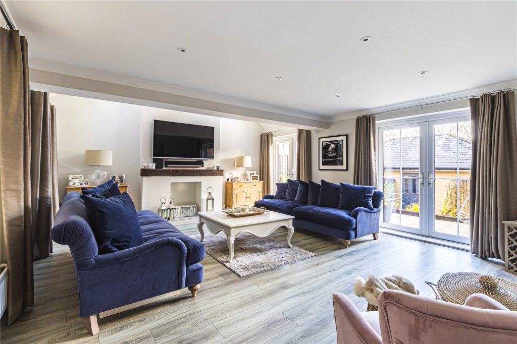 Phoenix Walk, Hemel Hempstead