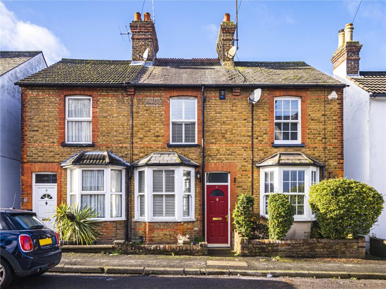 Crescent Road, Old Town