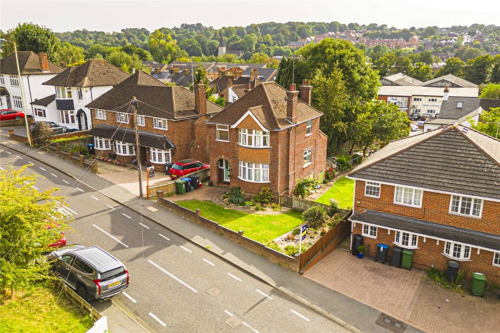 Belswains Lane Image