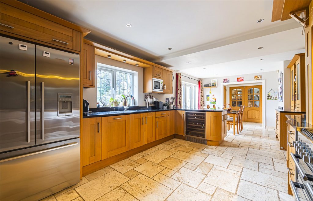 Chipperfield Road, Bovingdon