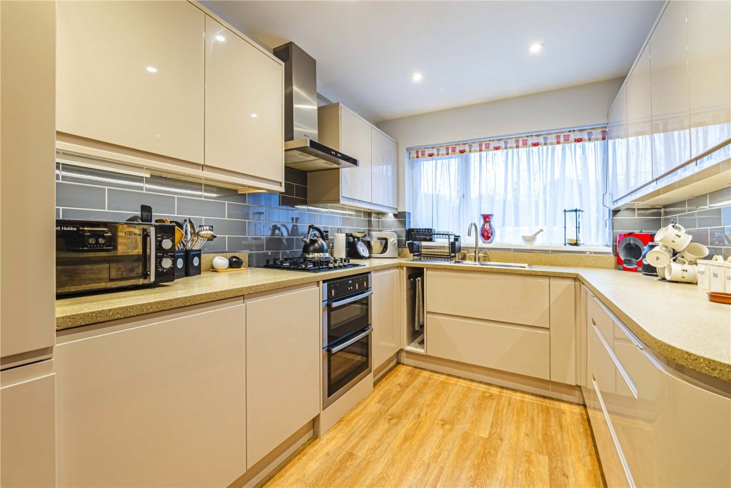 Toms Lane, Kings Langley